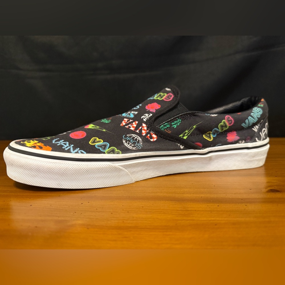 Vans Classic Slip-On Disruptive Men's Size 9.5 Women's Size 11 Sneakers Black - Picture 4 of 13